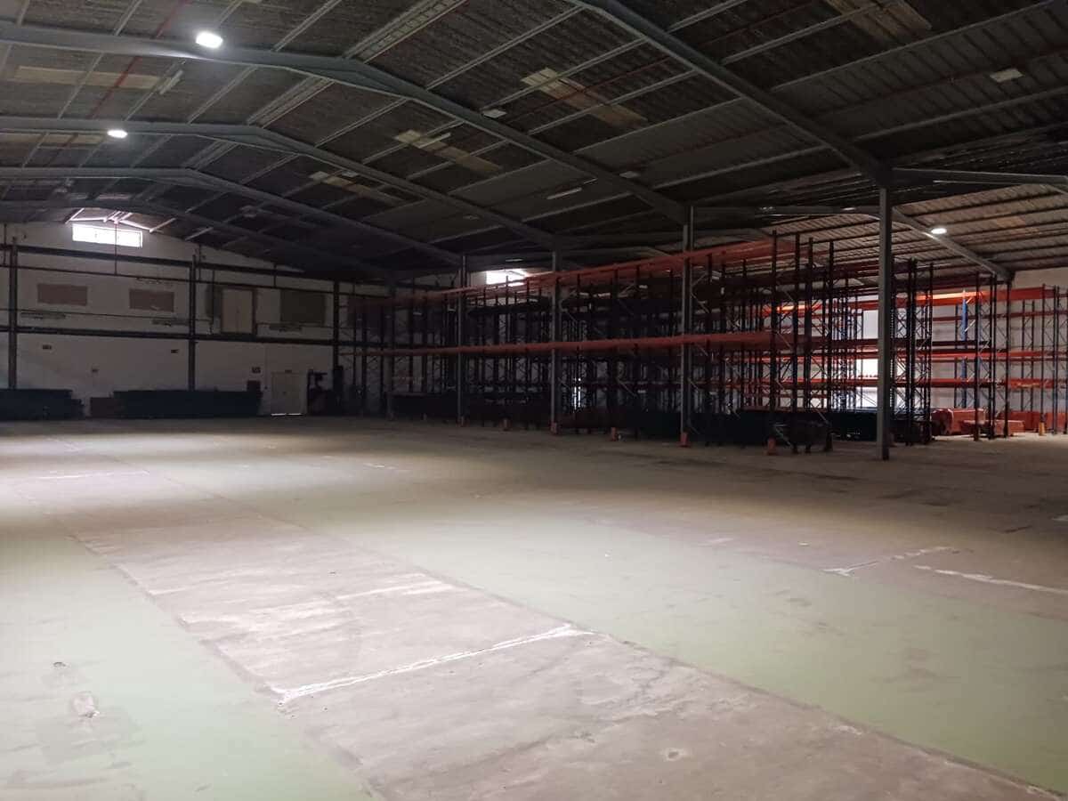 Commercial for rent in Playa Honda with garage - € 15,000 (Ref: 9805918)