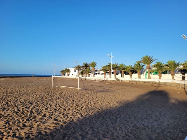 Bauplatz zu verkaufen in Playa Honda, San Bartolomé - 245.000 € (Ref: 9926621)