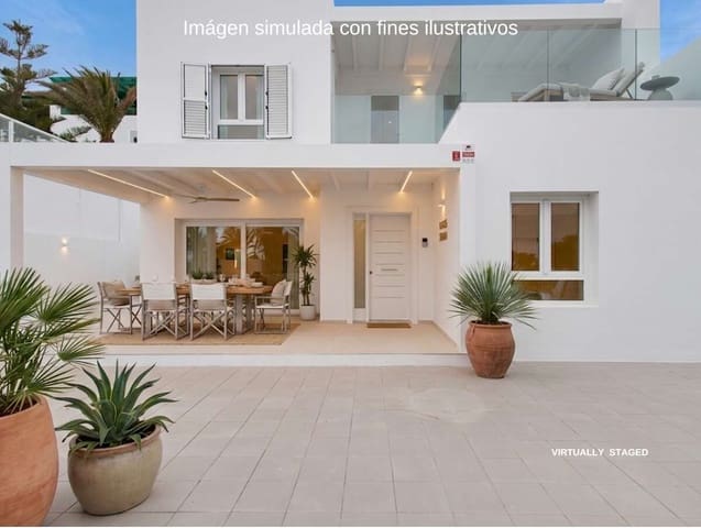 3 soveværelse Villa til salg i Costa Teguise, Teguise med garage - € 550.000 (Ref: 9946900)