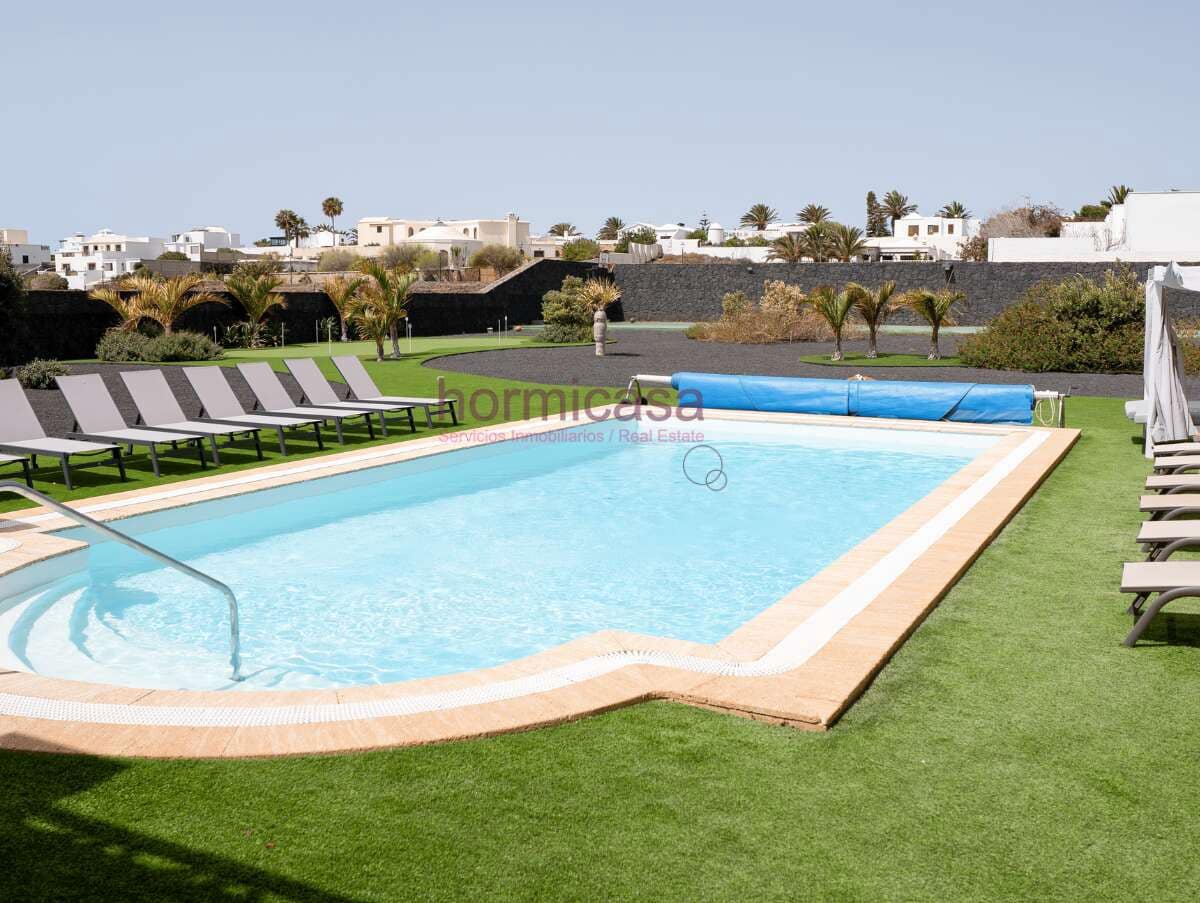 8 chambre Villa/Maison à vendre à Costa Teguise avec piscine garage - 2 200 000 € (Ref: 9976690)