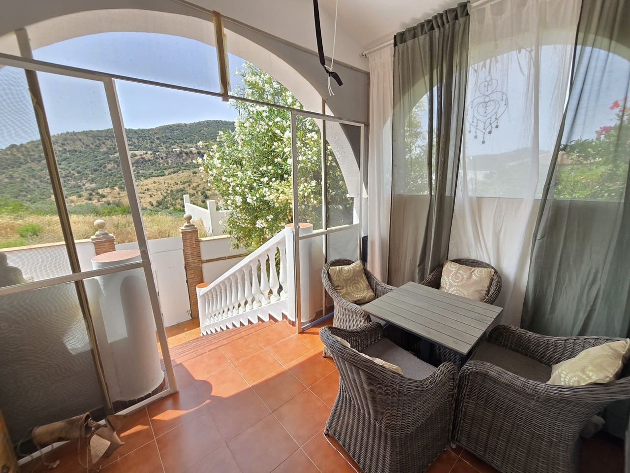 Chalet de 3 habitaciones en Periana en venta con piscina garaje - 299.950 € (Ref: 10004353)