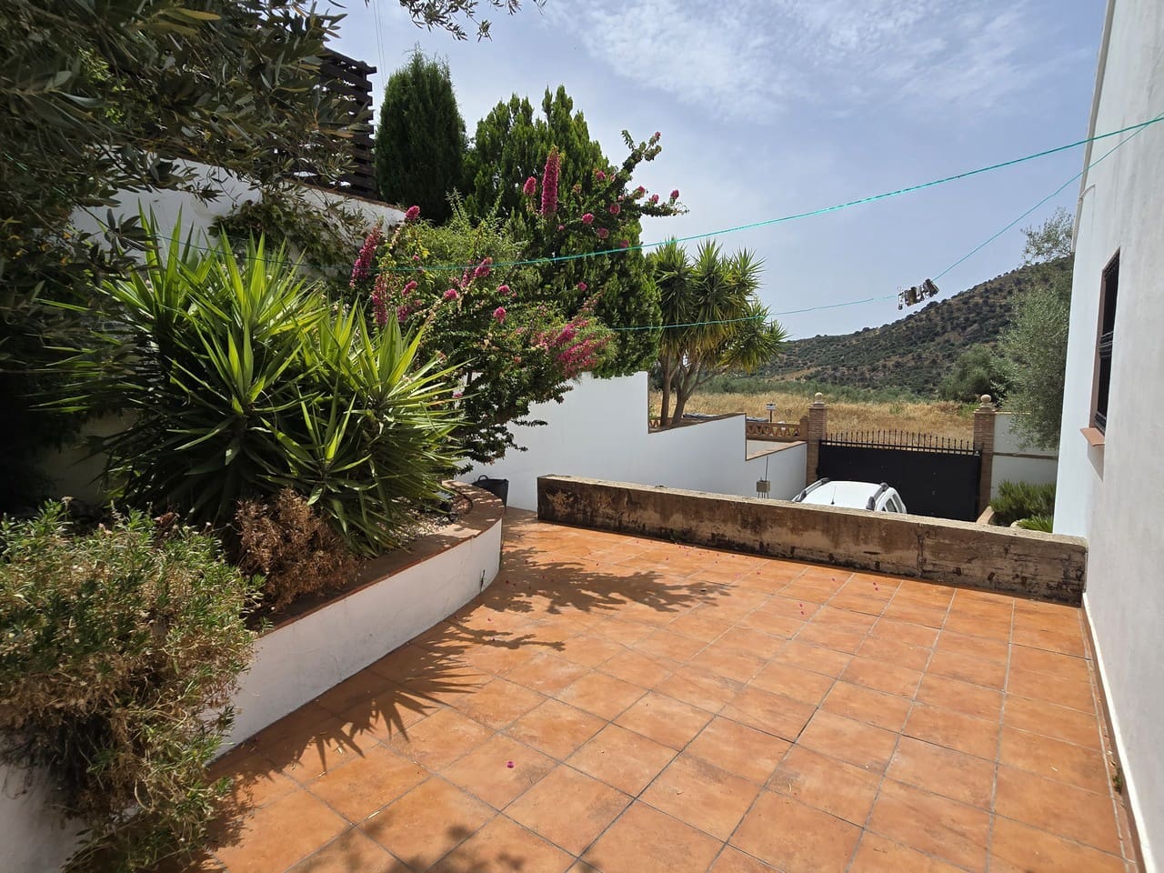 Chalet de 3 habitaciones en Periana en venta con piscina garaje - 299.950 € (Ref: 10004353)
