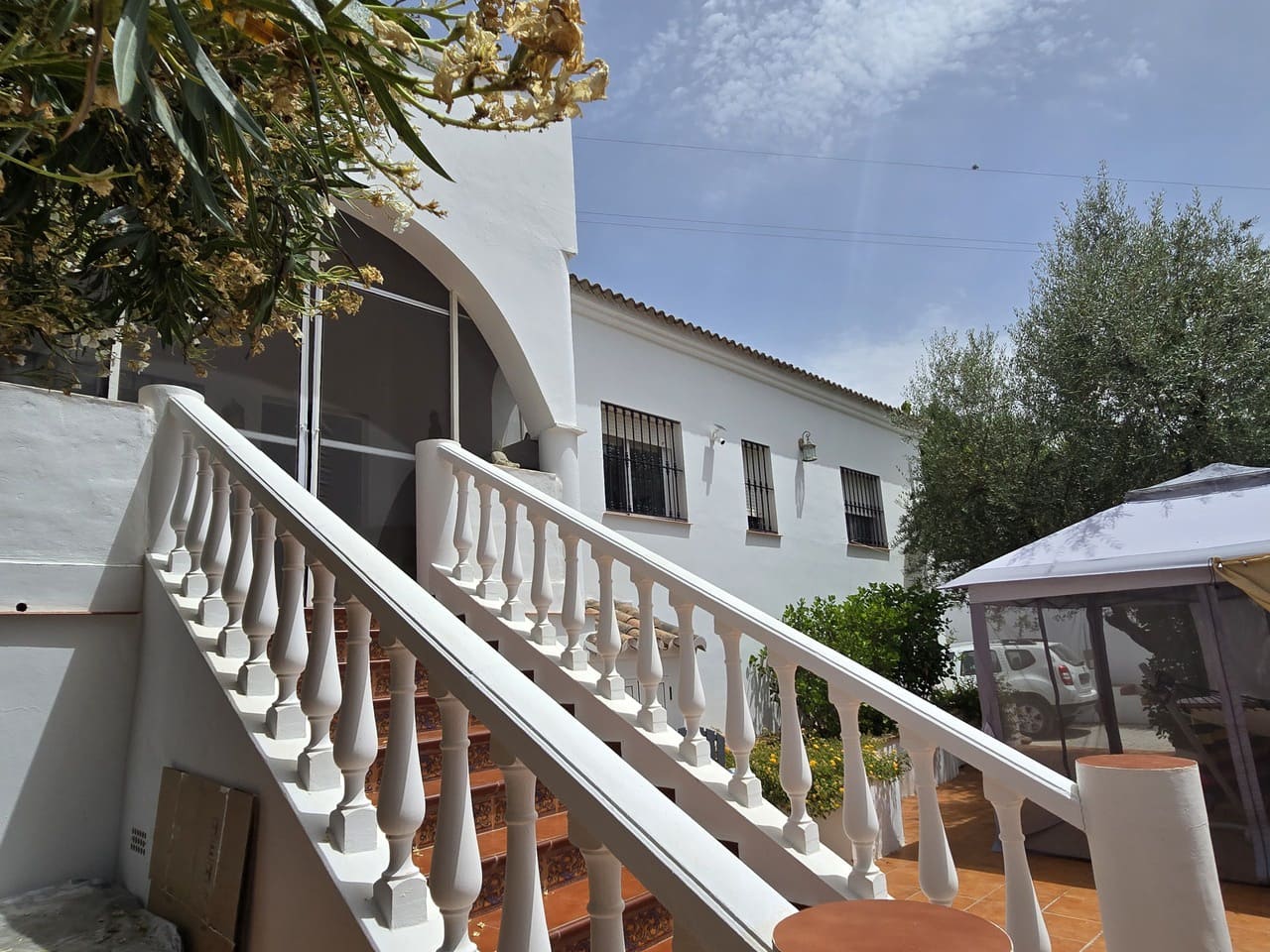 Chalet de 3 habitaciones en Periana en venta con piscina garaje - 299.950 € (Ref: 10004353)