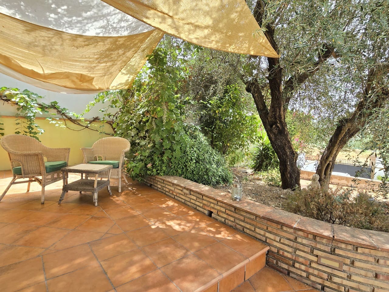 Chalet de 3 habitaciones en Periana en venta con piscina garaje - 299.950 € (Ref: 10004353)