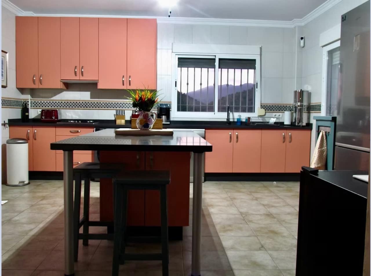 4 Zimmer Villa zu verkaufen in Canillas de Aceituno mit Pool Garage - 899.000 € (Ref: 10026177)