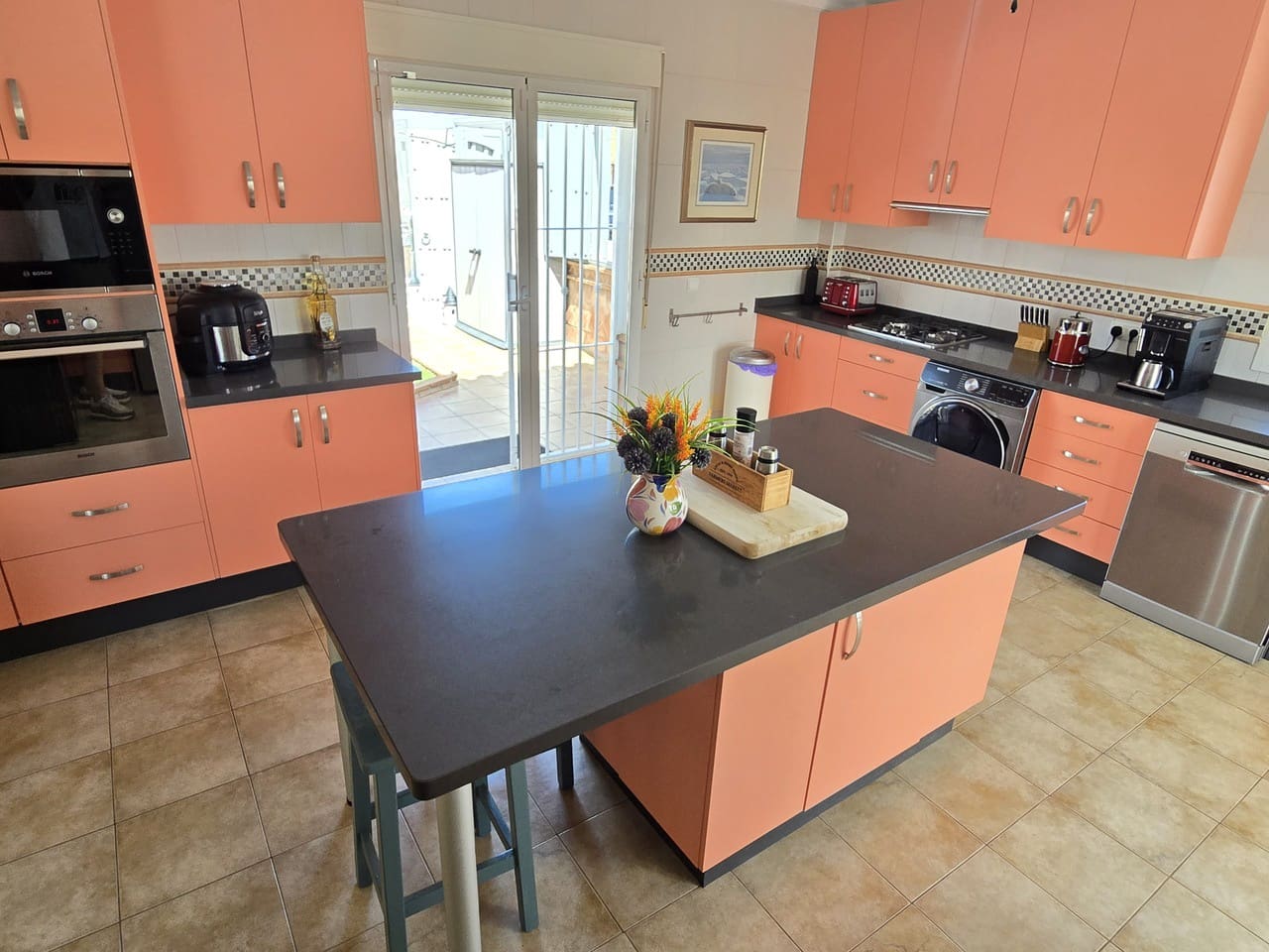 4 bedroom Villa for sale in Canillas de Aceituno with pool garage - € 899,000 (Ref: 10026177)
