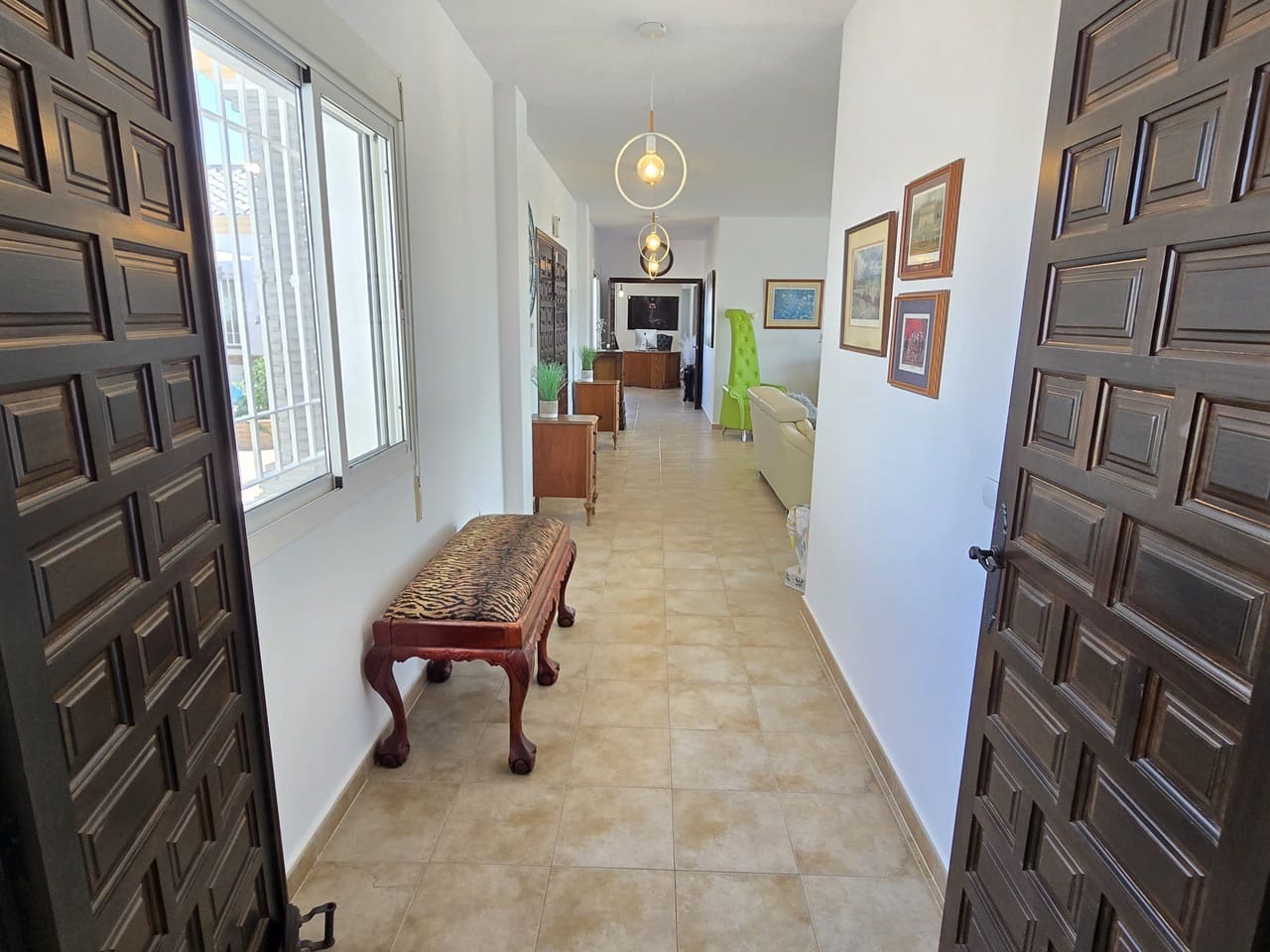 4 bedroom Villa for sale in Canillas de Aceituno with pool garage - € 899,000 (Ref: 10026177)