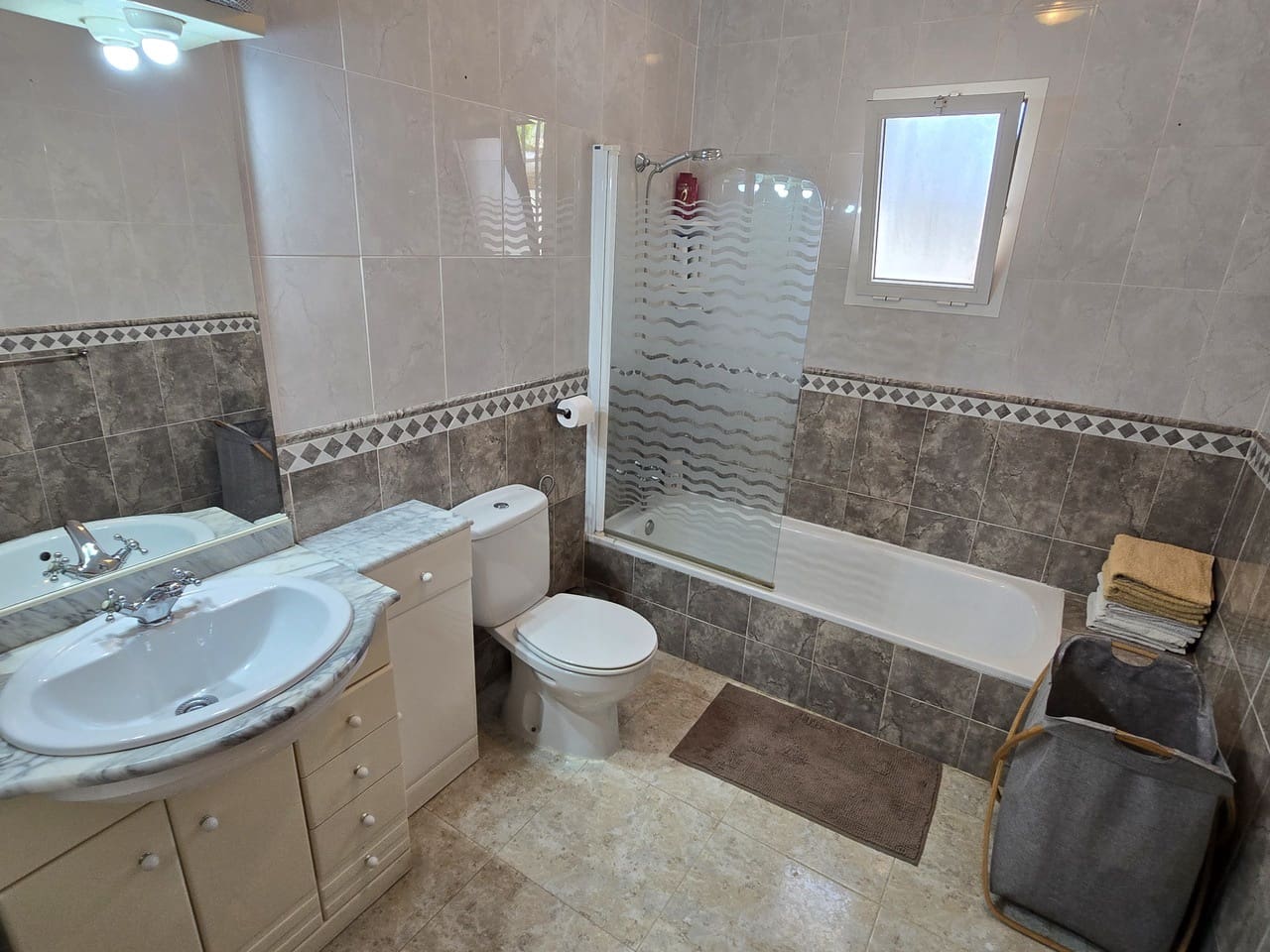 3 Zimmer Villa zu verkaufen in Vinuela mit Garage - 449.000 € (Ref: 10038543)