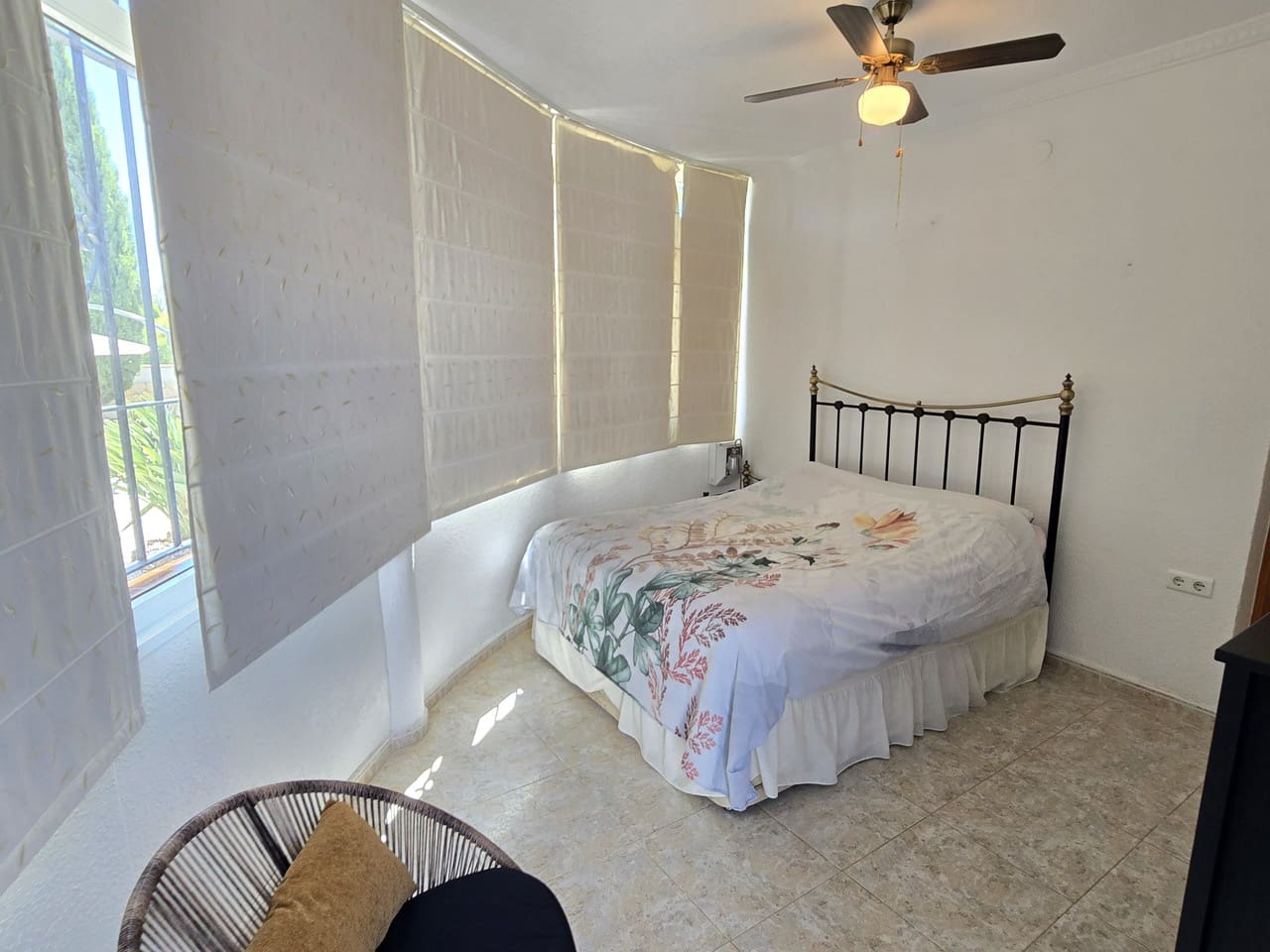 3 Zimmer Villa zu verkaufen in Vinuela mit Garage - 449.000 € (Ref: 10038543)