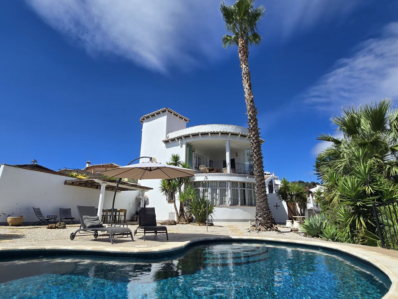 3 Zimmer Villa zu verkaufen in Vinuela mit Garage - 449.000 € (Ref: 10038543)