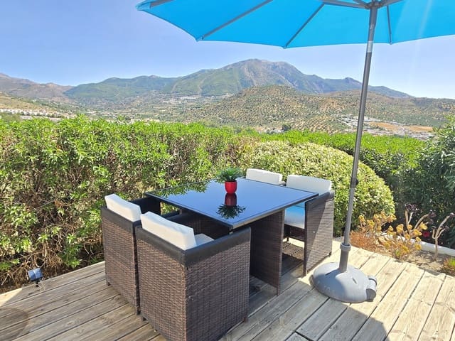 2 bedroom Villa for sale in Viñuela with pool garage - € 299,950 (Ref: 10038544)