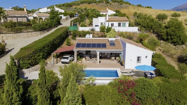 2 soveværelse Villa til salg i Viñuela med swimmingpool garage - € 299.950 (Ref: 10038544)