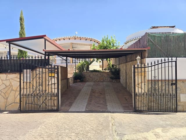 2 chambre Villa/Maison à vendre à Puente de Don Manuel, Alcaucín avec piscine garage - 275 000 € (Ref: 10038545)