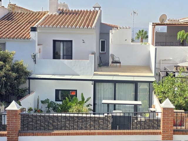 3 soveværelse Byhus til salg i Periana - € 250.000 (Ref: 10046797)