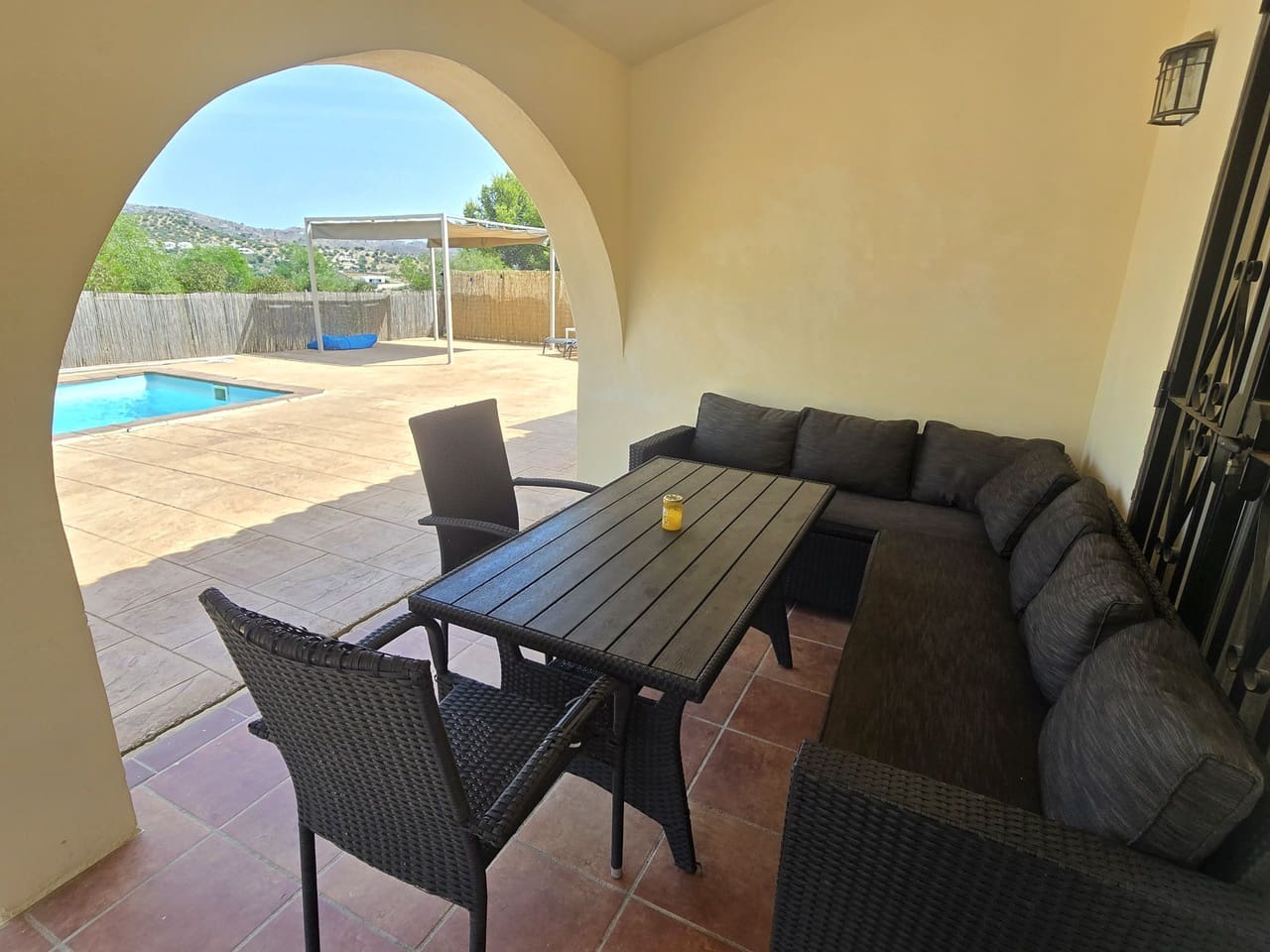 5 quarto Moradia para venda em Vinuela com piscina garagem - 339 000 € (Ref: 10065412)