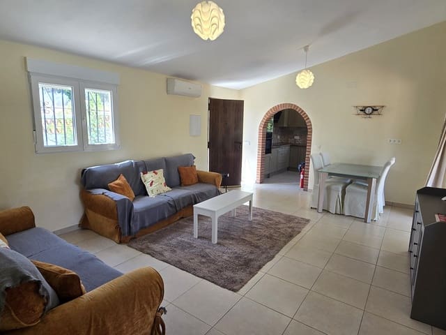 5 quarto Moradia para venda em Viñuela com piscina garagem - 339 000 € (Ref: 10065412)