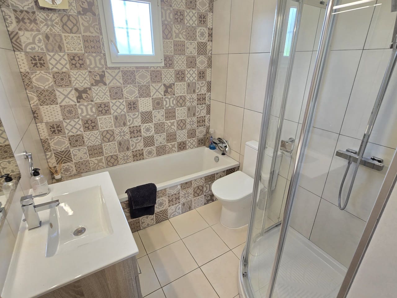 5 quarto Moradia para venda em Vinuela com piscina garagem - 339 000 € (Ref: 10065412)