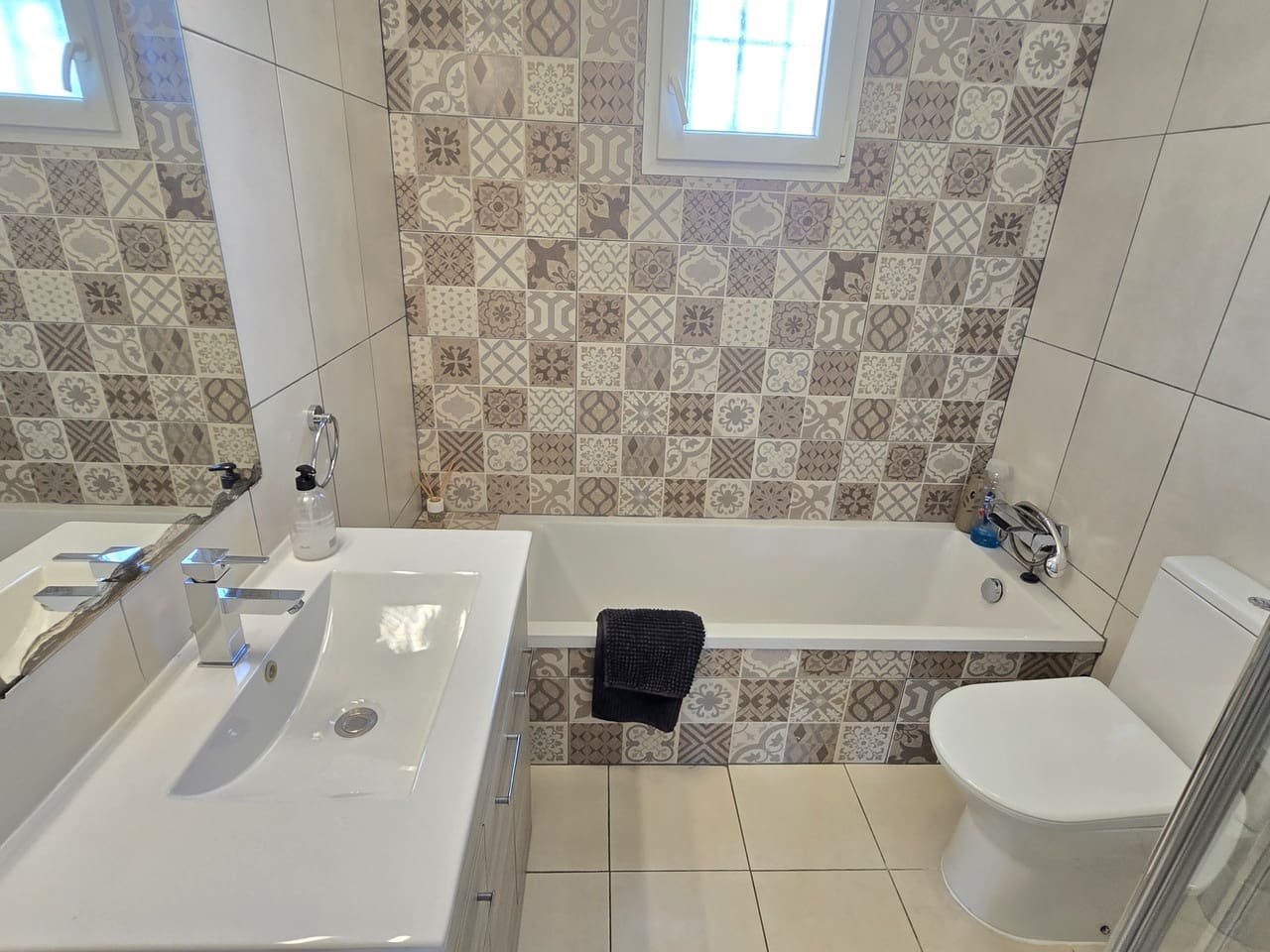 5 quarto Moradia para venda em Vinuela com piscina garagem - 339 000 € (Ref: 10065412)