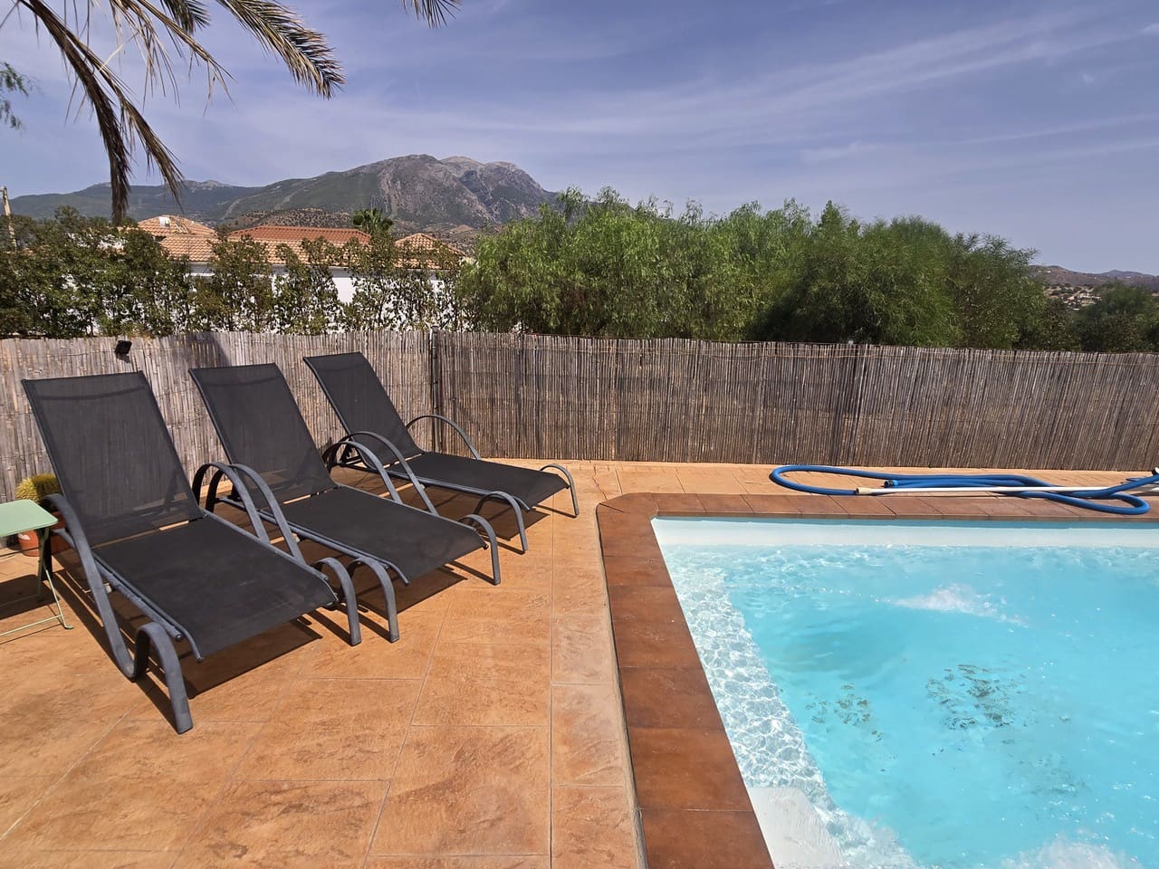 5 quarto Moradia para venda em Vinuela com piscina garagem - 339 000 € (Ref: 10065412)