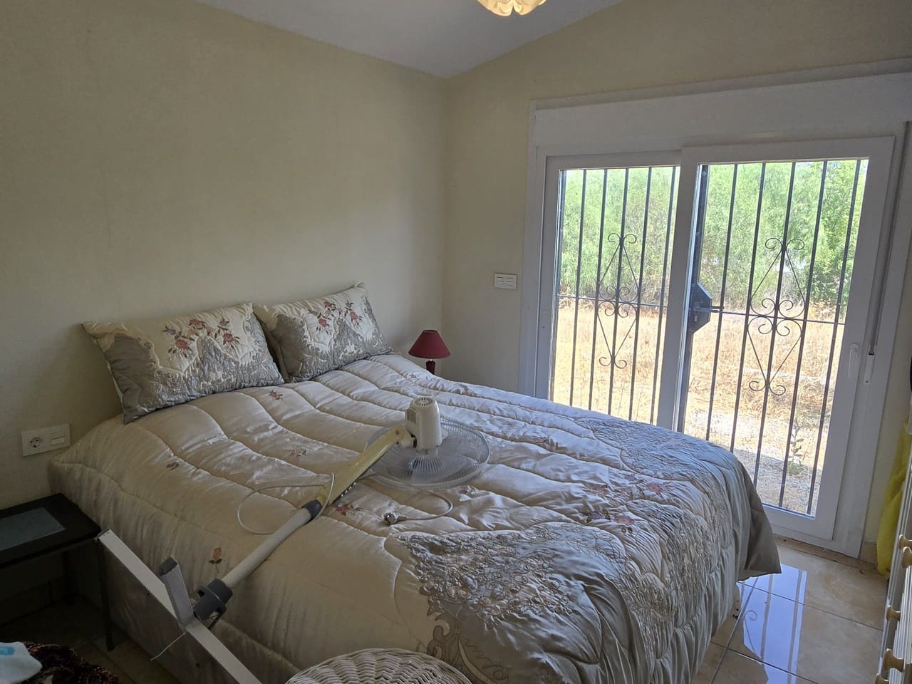 5 quarto Moradia para venda em Vinuela com piscina garagem - 339 000 € (Ref: 10065412)