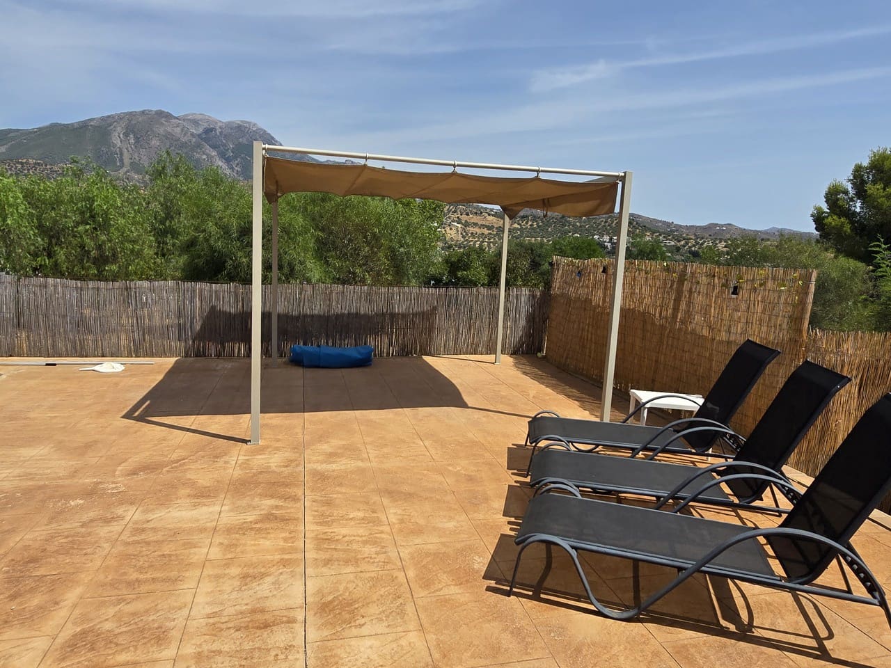 5 quarto Moradia para venda em Vinuela com piscina garagem - 339 000 € (Ref: 10065412)