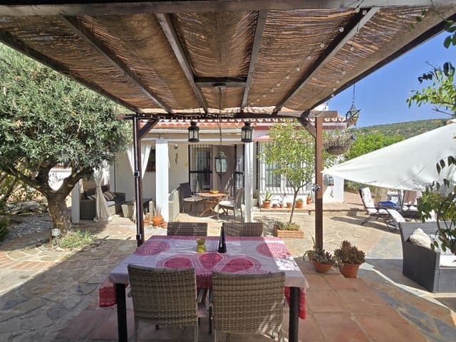 3 bedroom Villa for sale in Puente de Don Manuel, Alcaucín with pool garage - € 315,000 (Ref: 10065413)