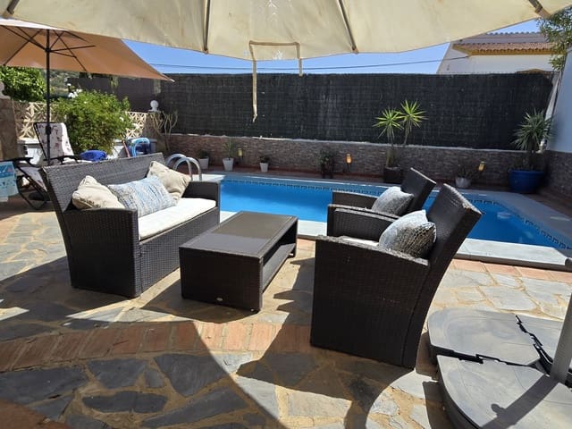 3 bedroom Villa for sale in Puente de Don Manuel, Alcaucín with pool garage - € 315,000 (Ref: 10065413)