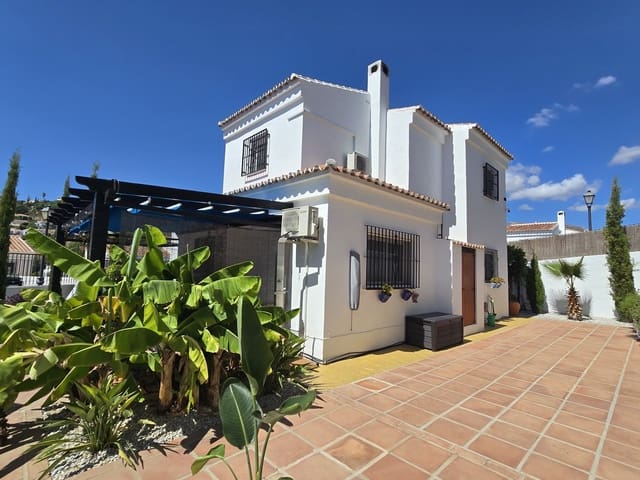 3 makuuhuone Huvila myytävänä paikassa Puente de Don Manuel, Alcaucín mukana uima-altaan 
autotalli - 349 950 € (Ref: 10065646)