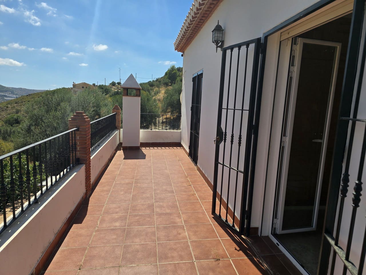 3 soverom Villa til salgs i Alcaucin med garasje - € 339 000 (Ref: 10073376)
