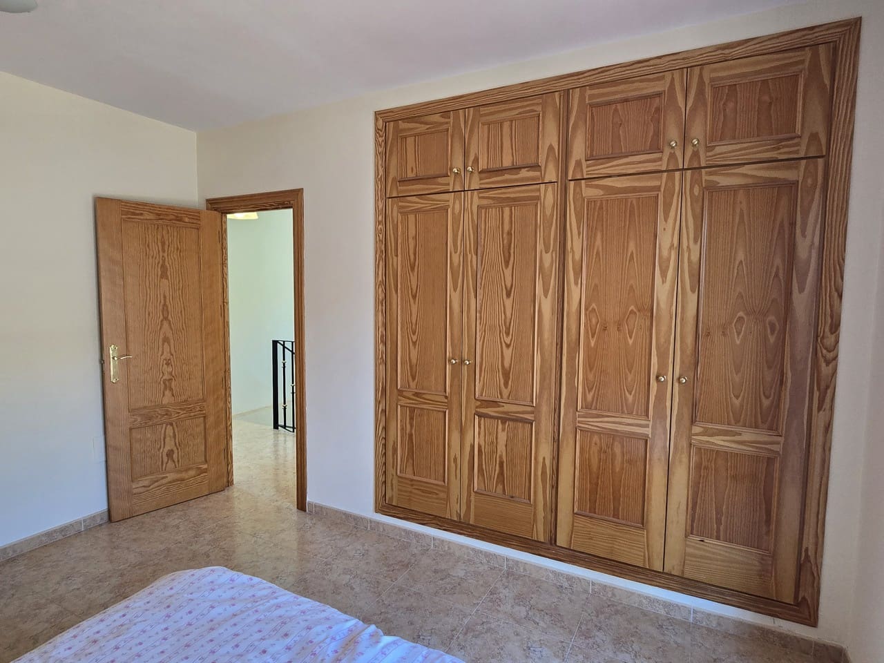 3 soverom Villa til salgs i Alcaucin med garasje - € 339 000 (Ref: 10073376)