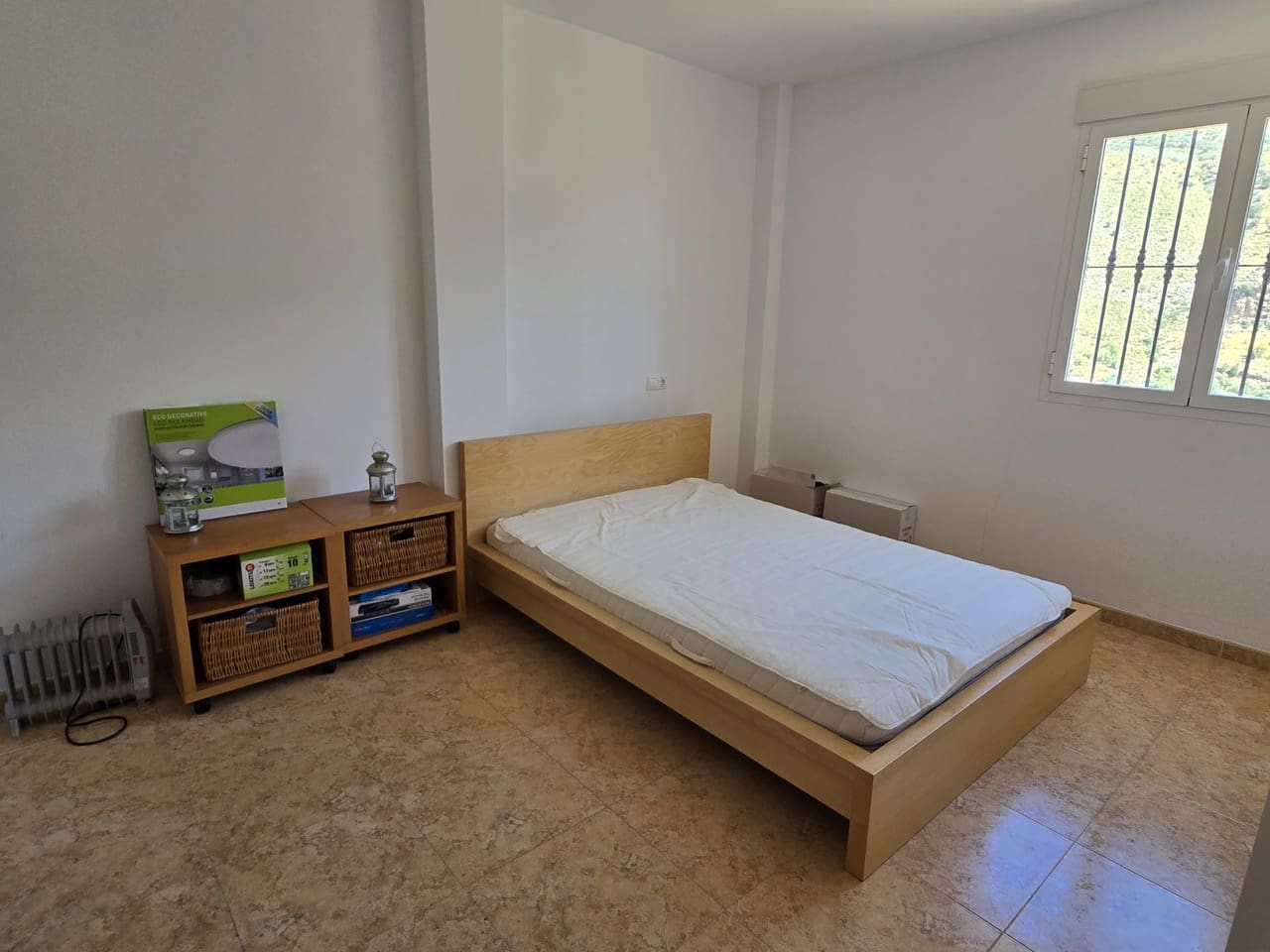 3 soverom Villa til salgs i Alcaucin med garasje - € 339 000 (Ref: 10073376)