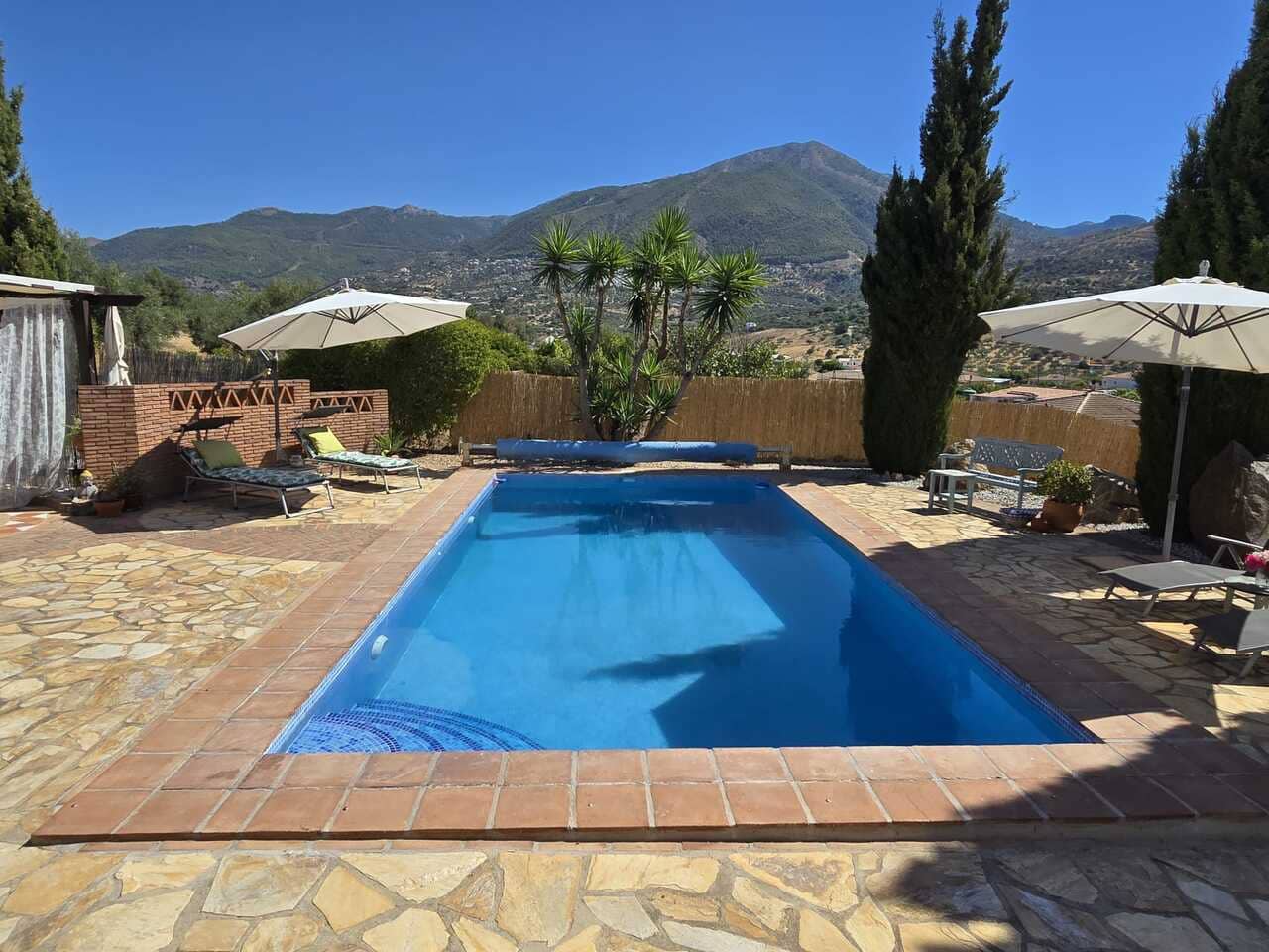 3 sovrum Villa till salu i Venta Baja med pool garage - 395 000 € (Ref: 10079962)