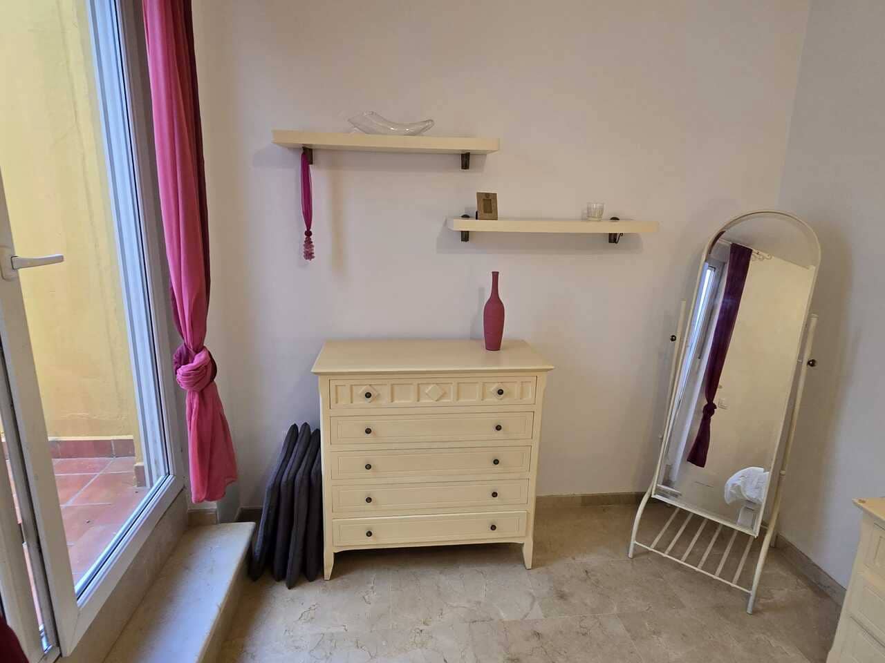 2 Zimmer Apartment zu verkaufen in Alcaucin mit Garage - 189.000 € (Ref: 10082209)