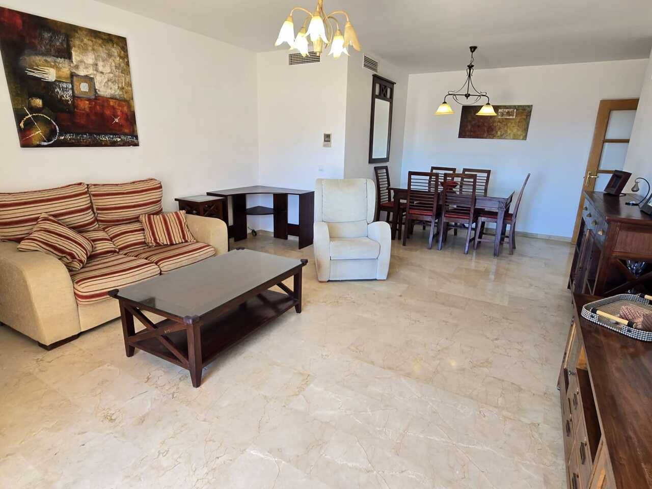 2 Zimmer Apartment zu verkaufen in Alcaucin mit Garage - 189.000 € (Ref: 10082209)