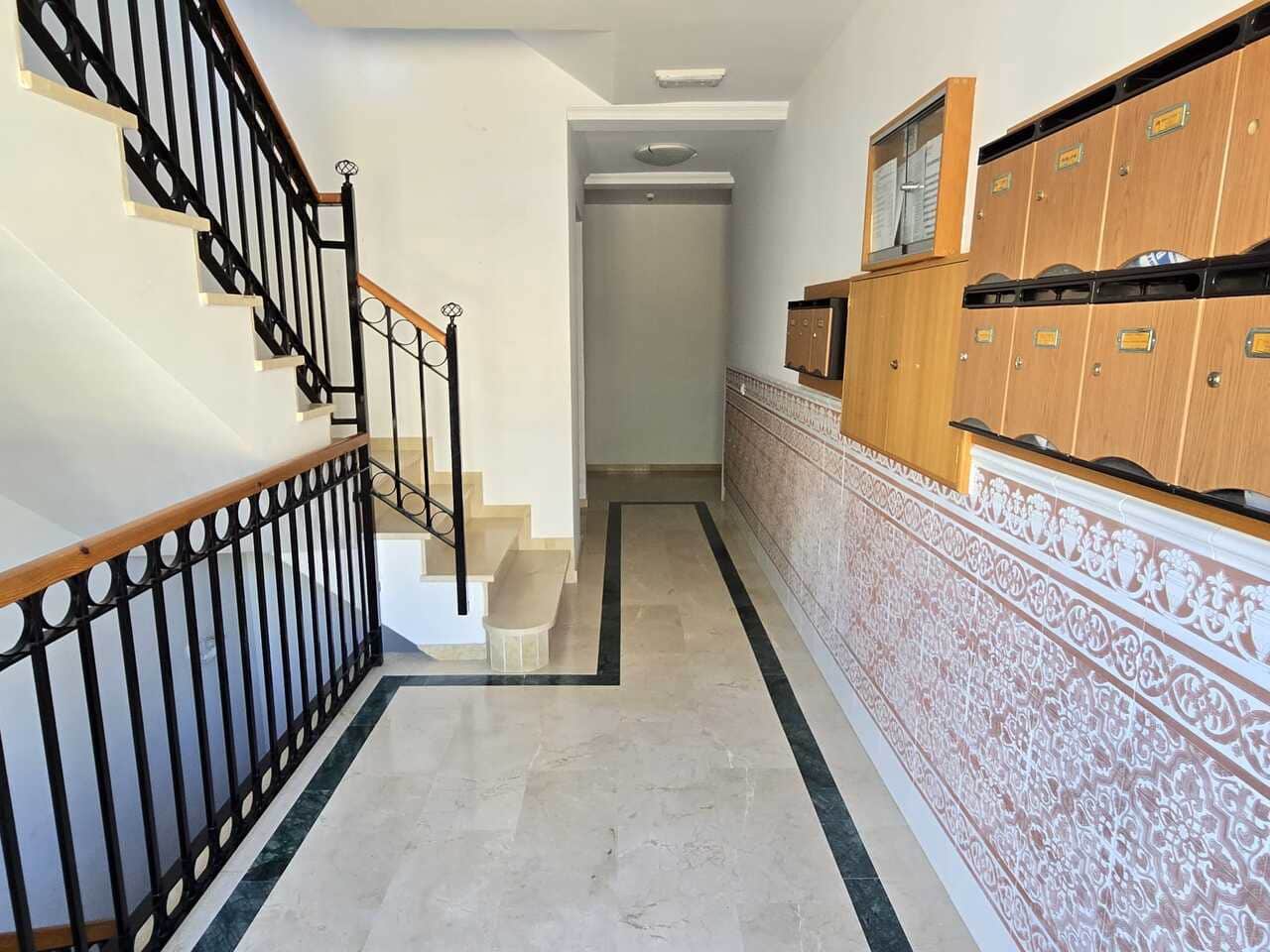 2 Zimmer Apartment zu verkaufen in Alcaucin mit Garage - 189.000 € (Ref: 10082209)