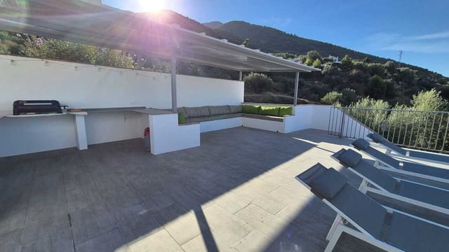 3 camera da letto Villa in vendita in Alcaucín con piscina garage - 425.000 € (Rif: 10094736)