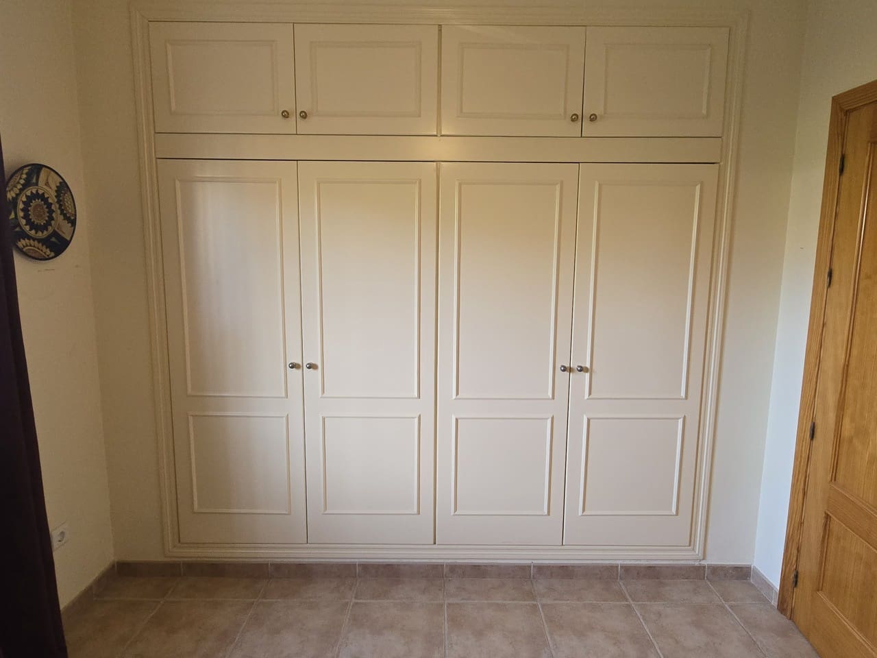 3 sypialnia Willa na sprzedaż w Venta Baja z basenem garażem - 365 000 € (Ref: 10098624)