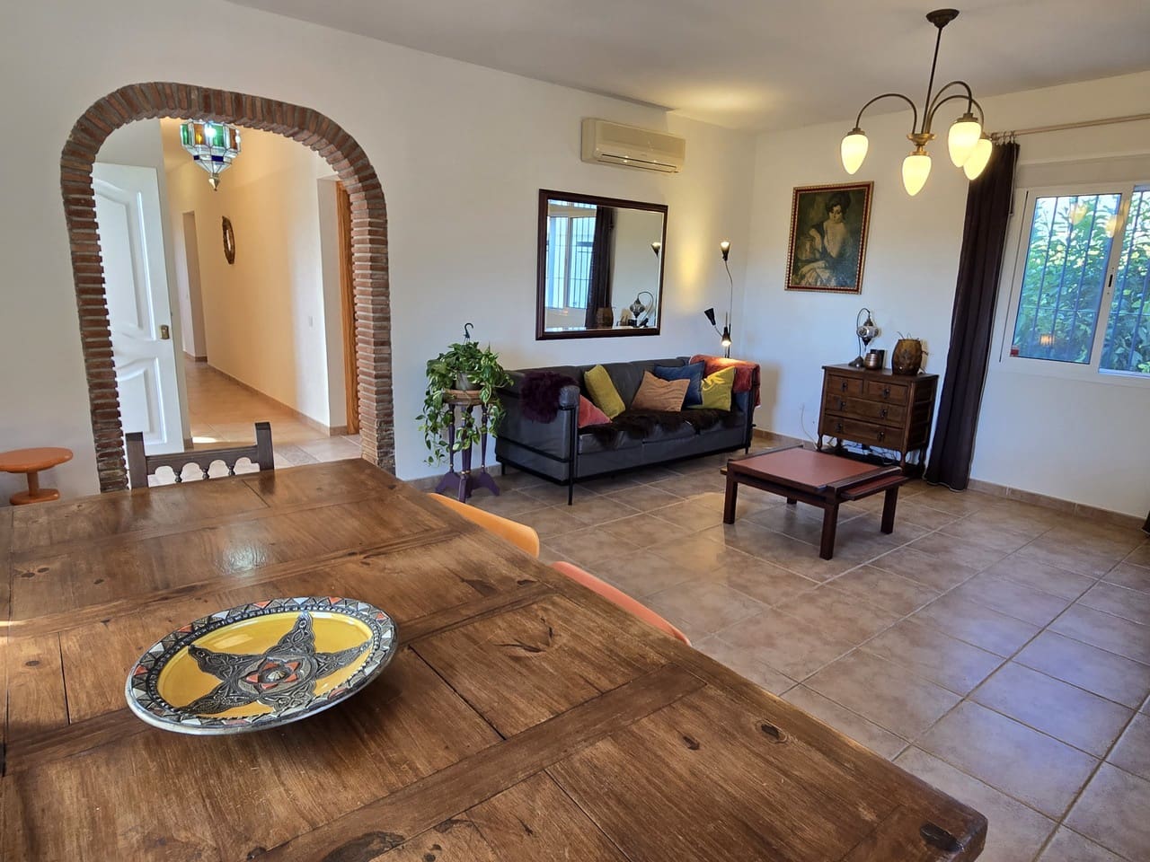 3 sypialnia Willa na sprzedaż w Venta Baja z basenem garażem - 365 000 € (Ref: 10098624)