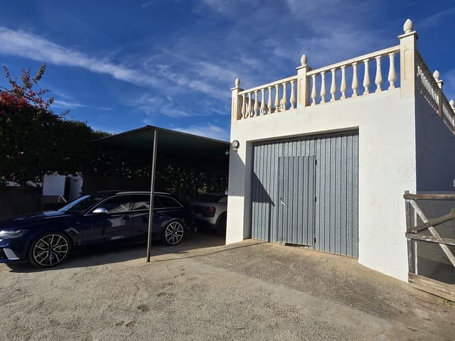 3 makuuhuone Huvila myytävänä paikassa Venta Baja, Alcaucín mukana uima-altaan 
autotalli - 365 000 € (Ref: 10098624)