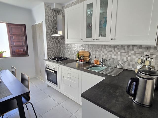 4 sovrum Villa till salu i Viñuela med garage - 295 000 € (Ref: 10099149)