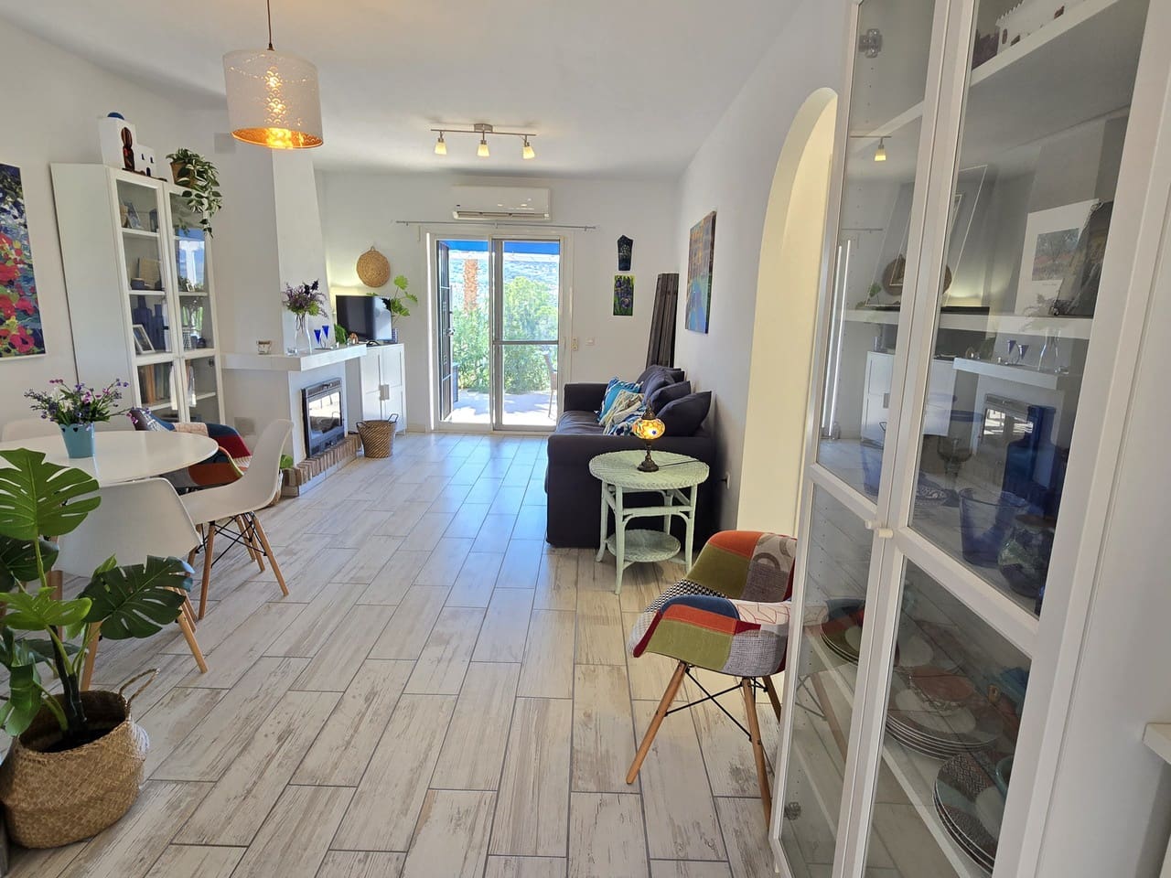 2 bedroom Villa for sale in Vinuela with pool garage - € 185,000 (Ref: 10101005)