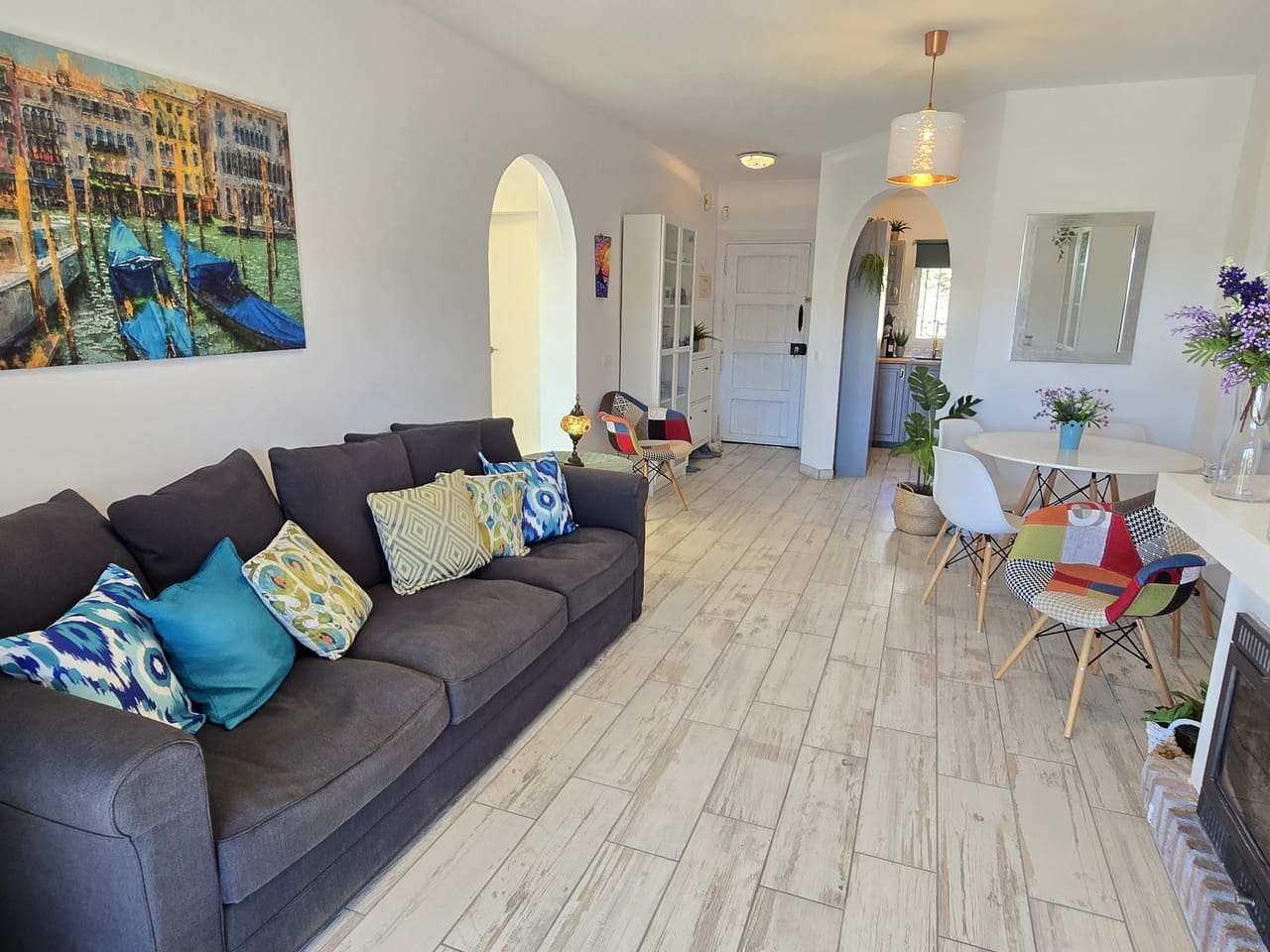 2 bedroom Villa for sale in Vinuela with pool garage - € 185,000 (Ref: 10101005)