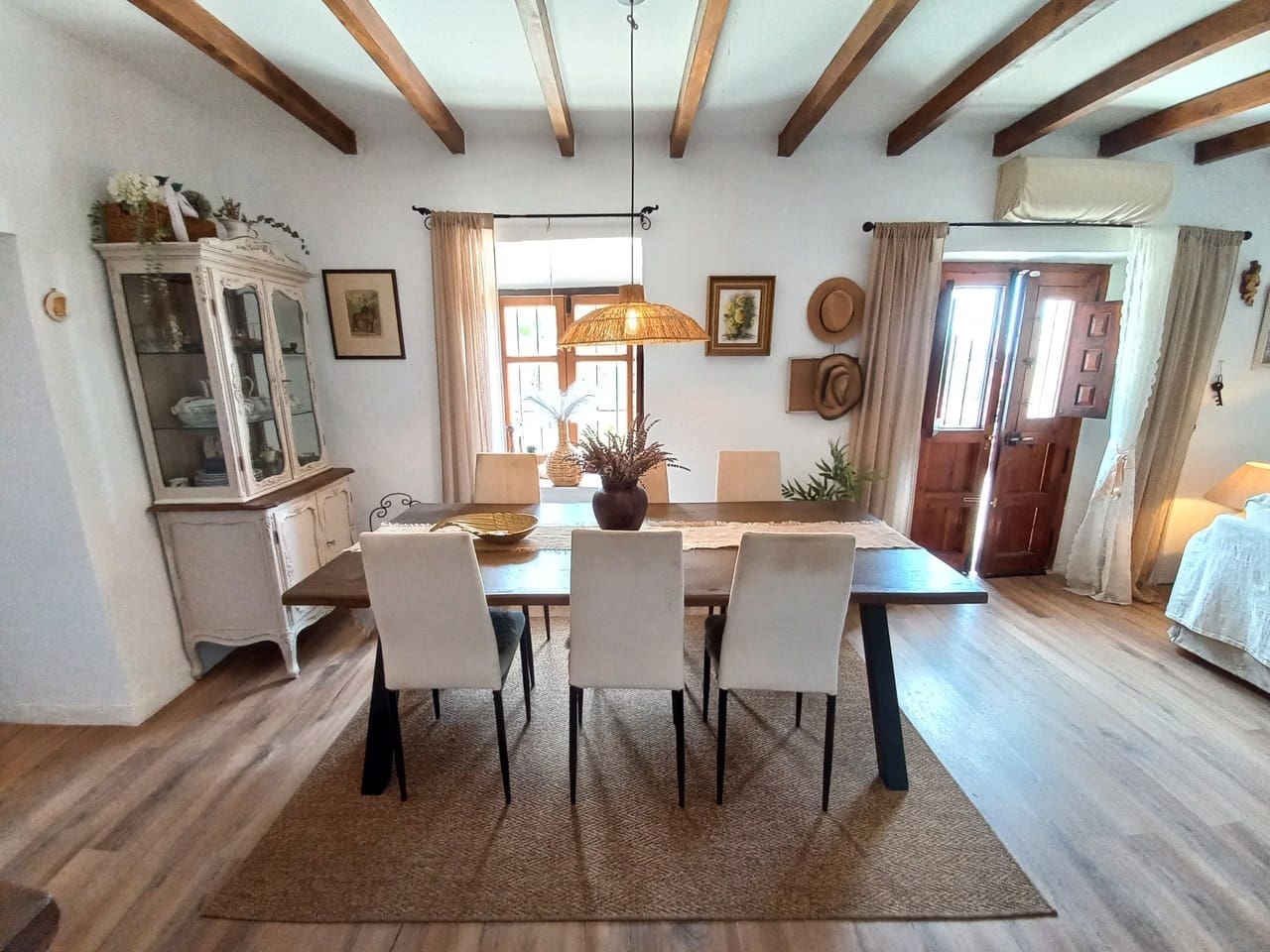 3 slaapkamer Villa te koop in Alcaucin met zwembad garage - € 549.000 (Ref: 10120773)