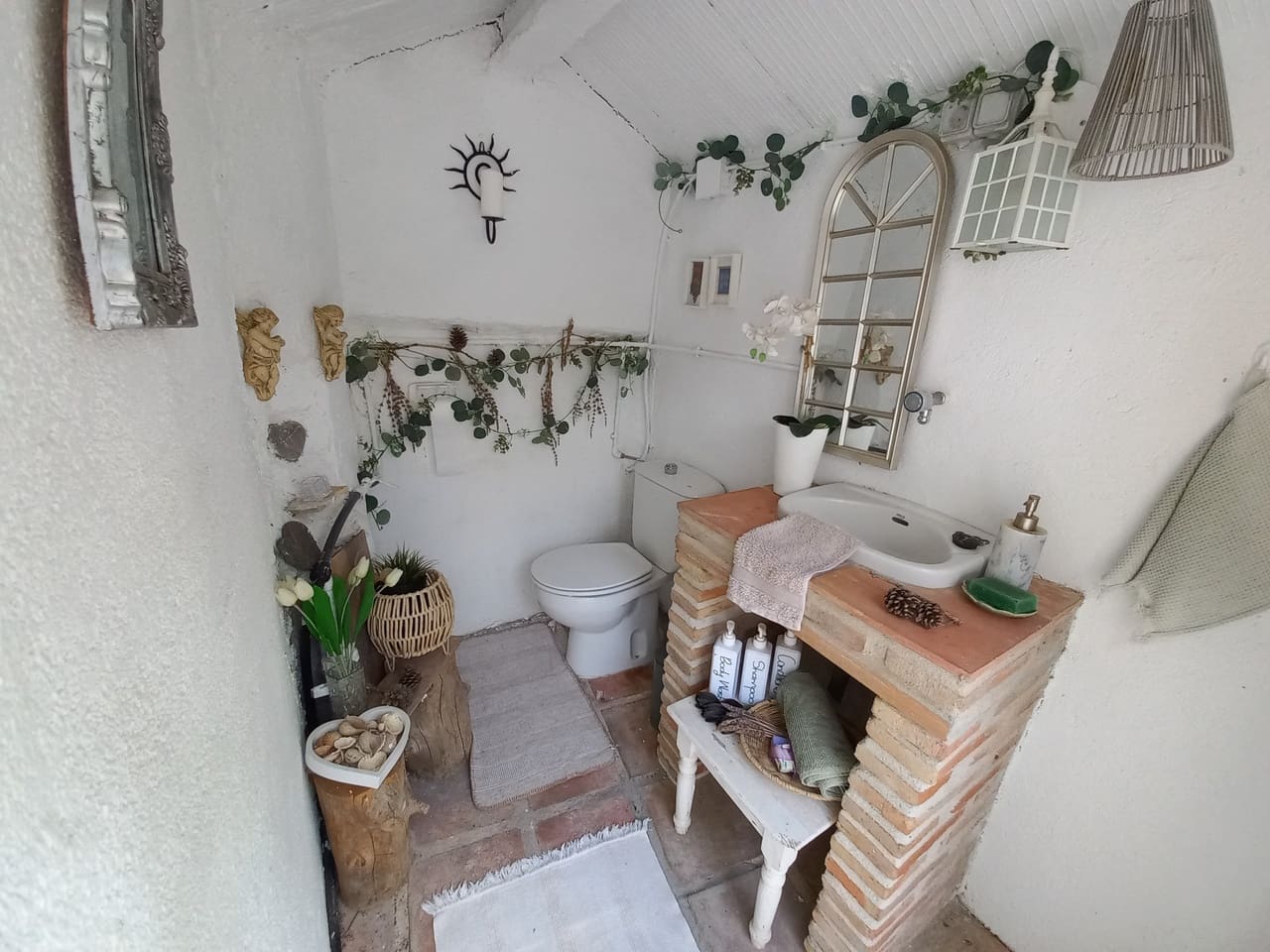 3 slaapkamer Villa te koop in Alcaucin met zwembad garage - € 549.000 (Ref: 10120773)