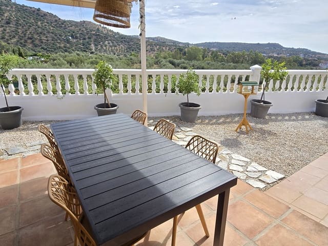 4 Zimmer Villa zu verkaufen in Puente de Don Manuel, Alcaucín mit Pool Garage - 349.950 € (Ref: 10125146)