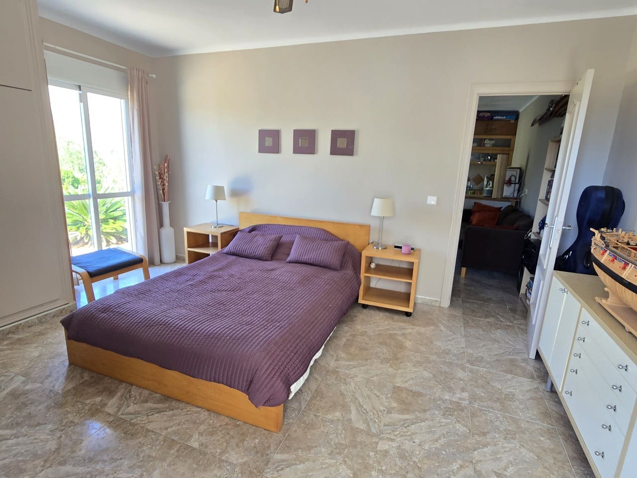 3 bedroom Villa for sale in Alcaucin with pool garage - € 469,000 (Ref: 10158120)