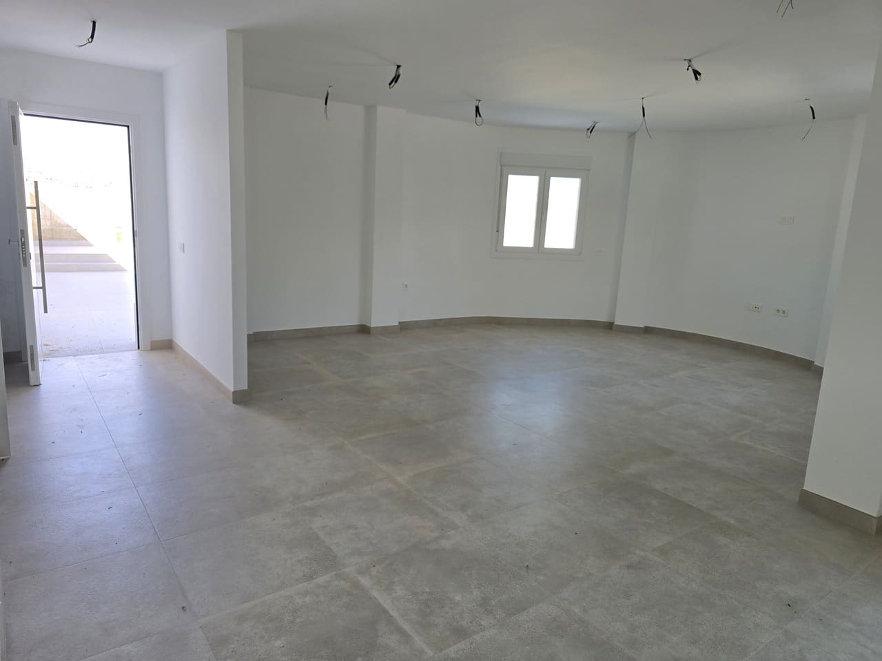 5 slaapkamer Villa te koop in Vinuela met zwembad garage - € 498.000 (Ref: 10158572)