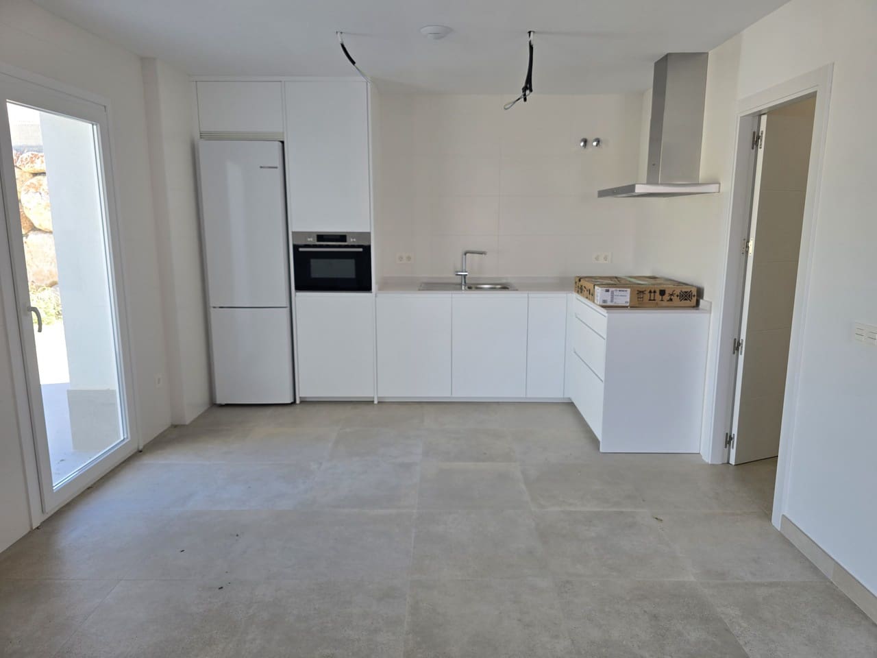 5 slaapkamer Villa te koop in Vinuela met zwembad garage - € 498.000 (Ref: 10158572)