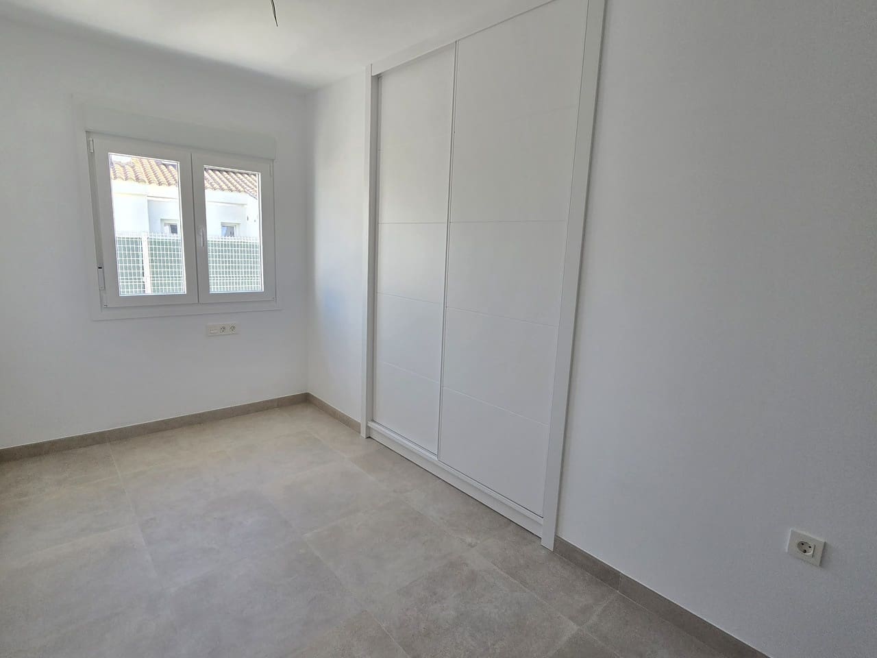 5 slaapkamer Villa te koop in Vinuela met zwembad garage - € 498.000 (Ref: 10158572)