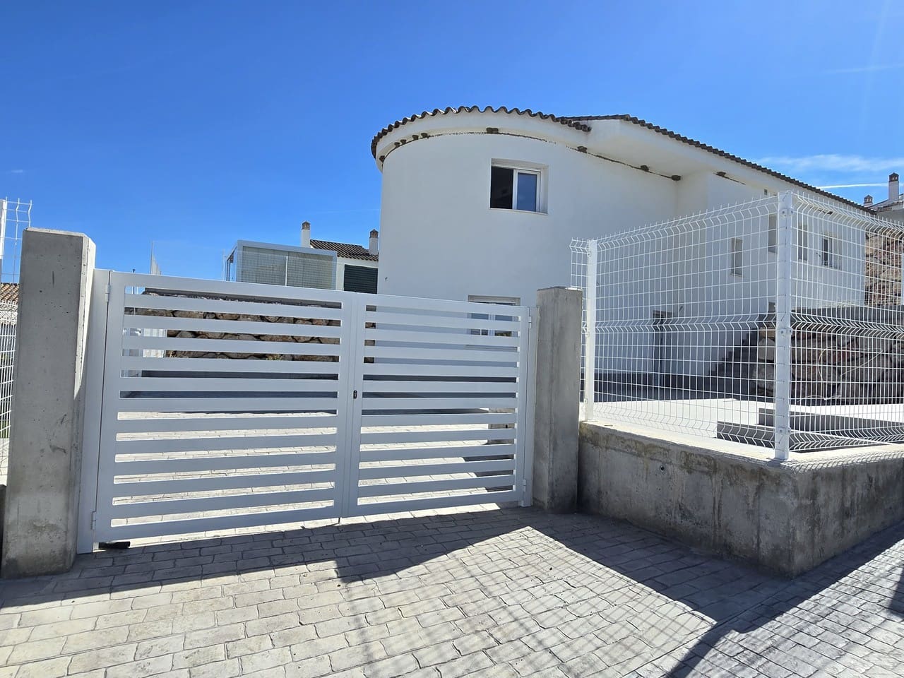 5 slaapkamer Villa te koop in Vinuela met zwembad garage - € 498.000 (Ref: 10158572)